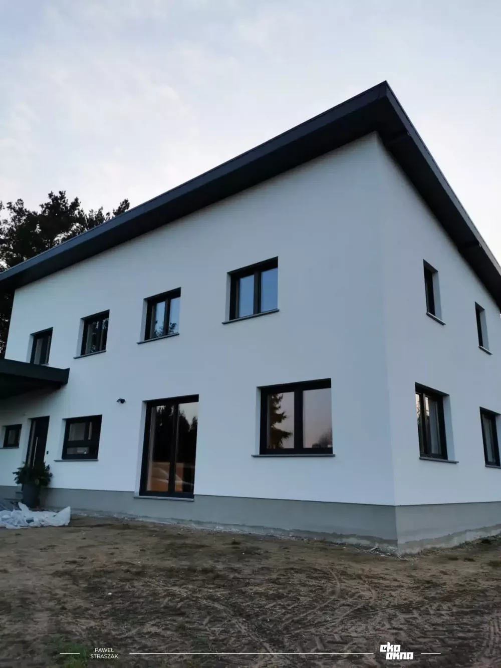 Haus mit vielen Fenstern